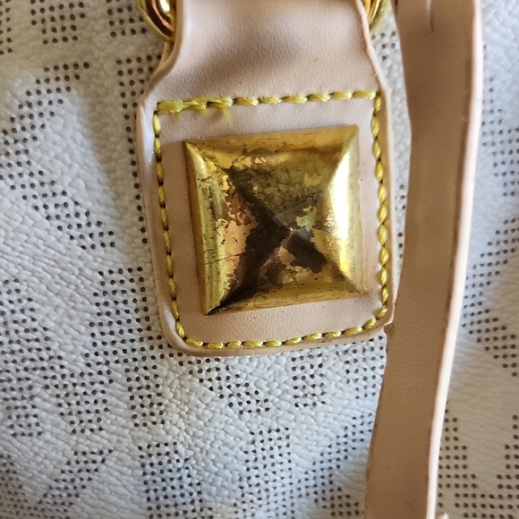 Michael Kors Beige Monogram Tote Bag - Picture 2 of 9